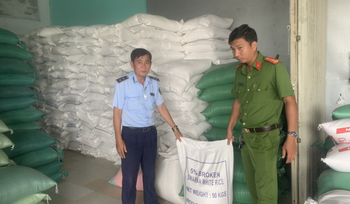Quản lý thị trường Bến Tre tạm giữ gần 30 tấn gạo Ấn Độ có dấu hiệu nhập lậu