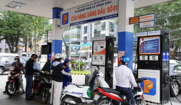 Thứ trưởng Đỗ Thắng Hải thông tin về hoạt động kinh doanh xăng dầu tại Hội nghị Giao ban báo chí