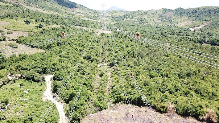 Truyền tải điện 3 sẵn sàng vận hành Cụm công trình truyền tải giải tỏa công suất NMNĐ BOT Vân Phong 1