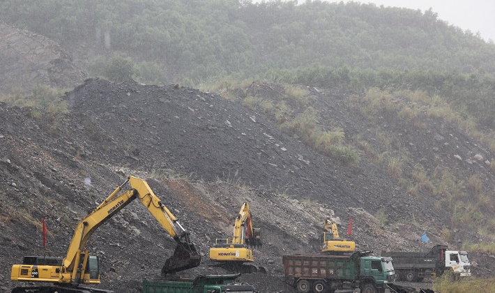 TKV khởi động khai thác, thu hồi đất đá thải mỏ