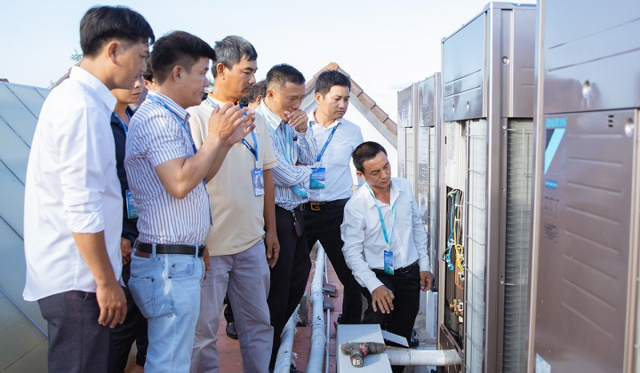 Triển khai chương trình điều chỉnh phụ tải và giải pháp tiết kiệm điện: Cần “bàn tay” cơ chế, chính sách