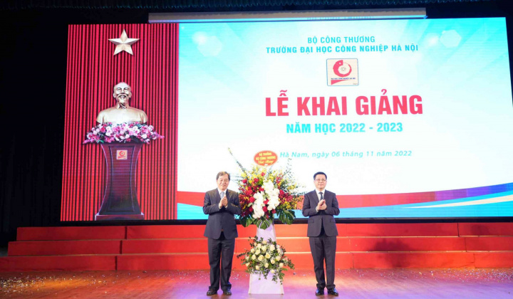 Đại học Công nghiệp Hà Nội: Thúc đẩy mô hình đại học thông minh, sẵn sàng cho đột phá trong năm học mới