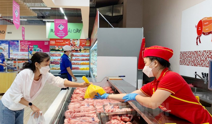 Co.opmart và Co.opxtra giảm giá thịt heo đến hết mùng 1 Tết Dương lịch 2023