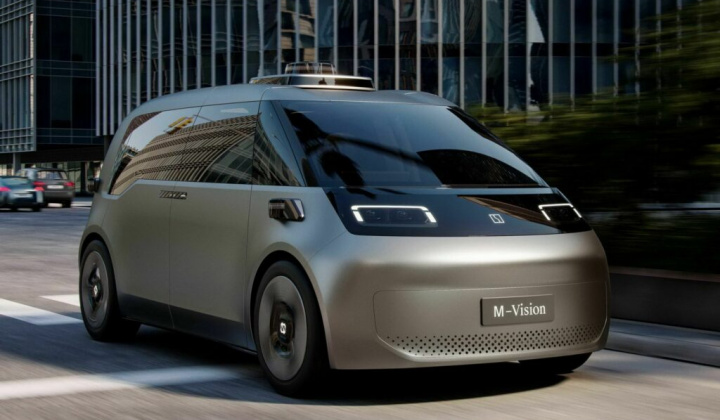 Geely trình làng robottaxi chạy tự hành theo lịch trình của hành khách
