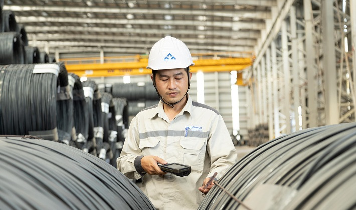 Hòa Phát lần đầu xuất khẩu thép dài sang Châu Âu