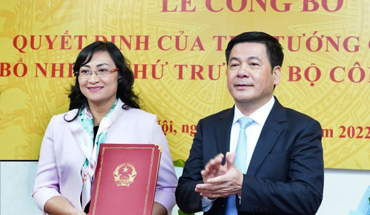Công bố Quyết định bổ nhiệm Thứ trưởng Bộ Công Thương Phan Thị Thắng