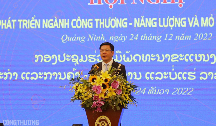Việt Nam - Lào: Nâng tầm quan hệ hợp tác, cùng nhau phát triển, vững vàng vượt qua thách thức