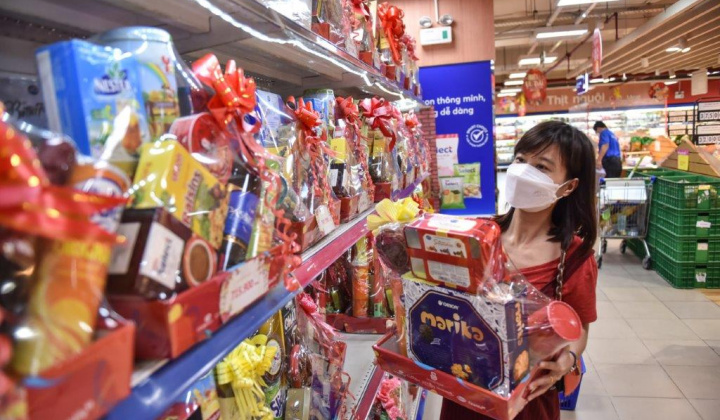 Heo, gà, tôm, cá, bào ngư… lần đầu vào giỏ quà Tết