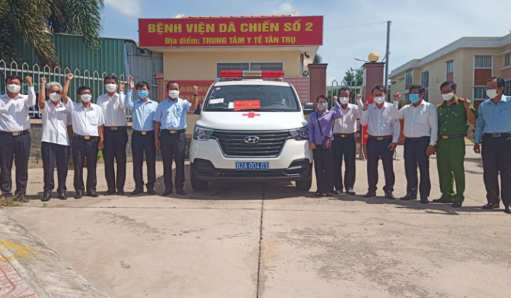 Trung tâm Y tế huyện Tân Trụ: Tập trung đầu tư, nâng cao chất lượng khám chữa bệnh