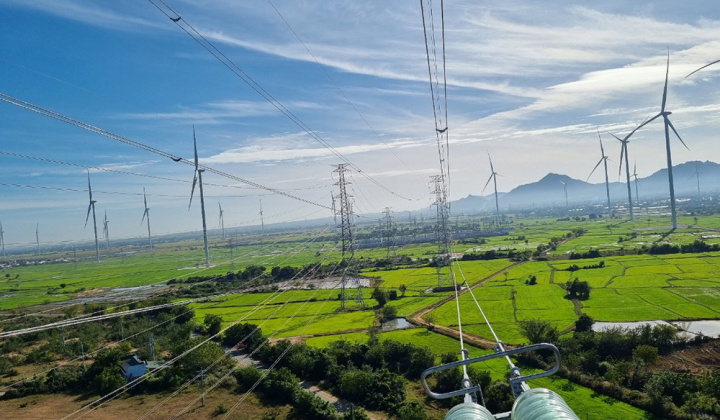 Đóng điện đường dây 220kV Ninh Phước - Thuận Nam: