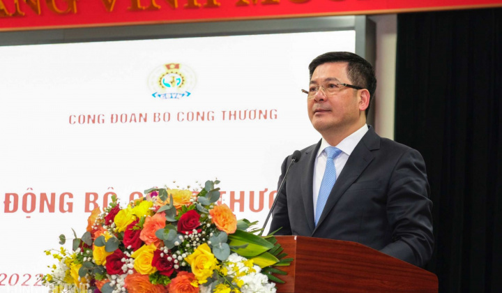 Cán bộ, công chức, viên chức, người lao động Bộ Công Thương: Tiếp tục đổi mới - tiến tới thành công