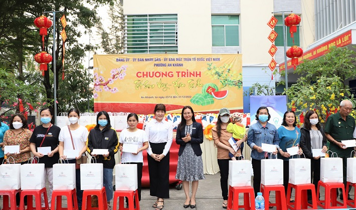 EVNGENCO3: Hỗ trợ mang Tết đến các gia đình kho khăn tại TP. Thủ Đức