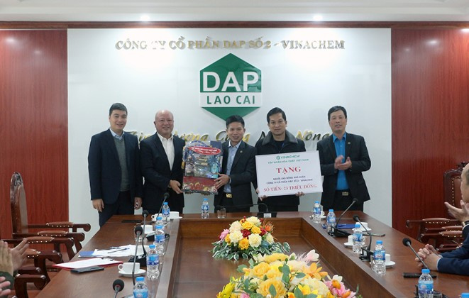 Lãnh đạo VINACHEM thăm, chúc Tết tại Công ty TNHH MTV Apatit Việt Nam và Công ty CP DAP số 2 – VINACHEM