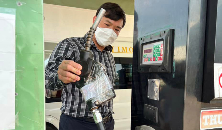 Kiểm tra đột xuất, phát hiện cây xăng “có hàng nhưng không bán”