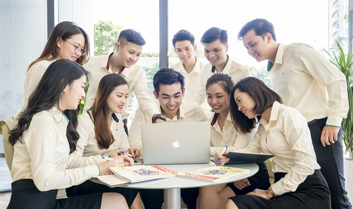 THACO dẫn đầu top nhà tuyển dụng yêu thích nhất 2021 ngành sản xuất