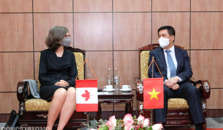 Việt Nam - Canada: Tạo điều kiện thuận lợi thúc đẩy hợp tác thương mại - đầu tư song phương