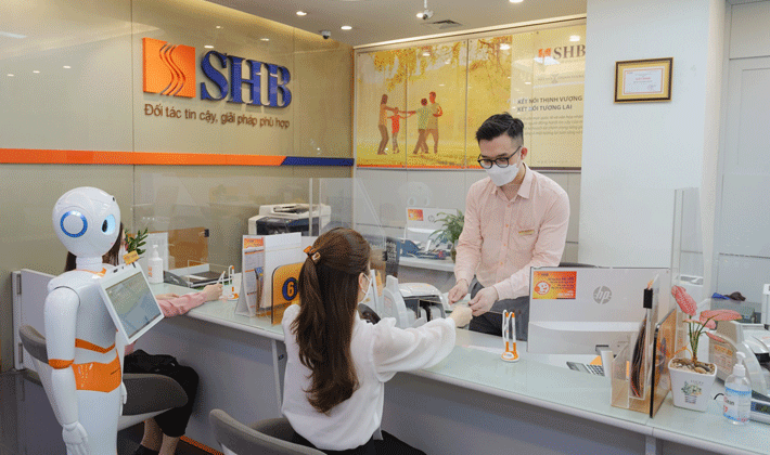 SHB đưa Robot thông minh vào phục vụ giao dịch khách hàng
