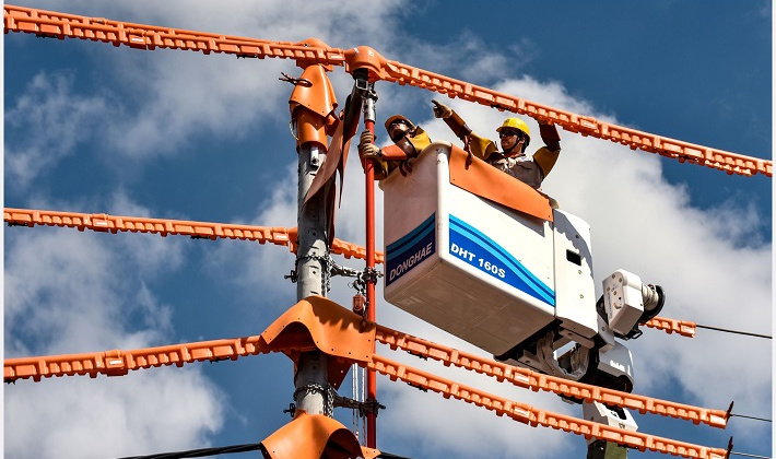 EVNSPC tăng cường dịch vụ khách hàng trong tháng cao điểm nắng nóng