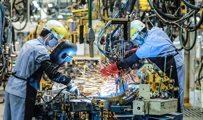 Công nghiệp chế biến, chế tạo tiếp tục dẫn dắt tăng trưởng, GDP Quý I tăng 5,03%