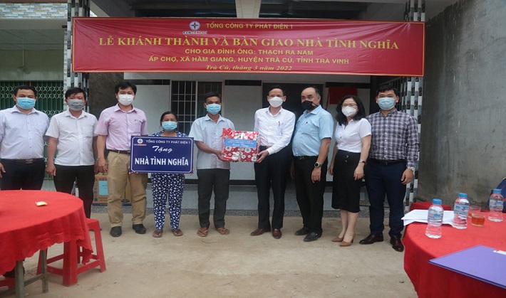 Thêm 2 nhà tình nghĩa được EVNGENCO1 trao tặng người dân tại tỉnh Trà Vinh