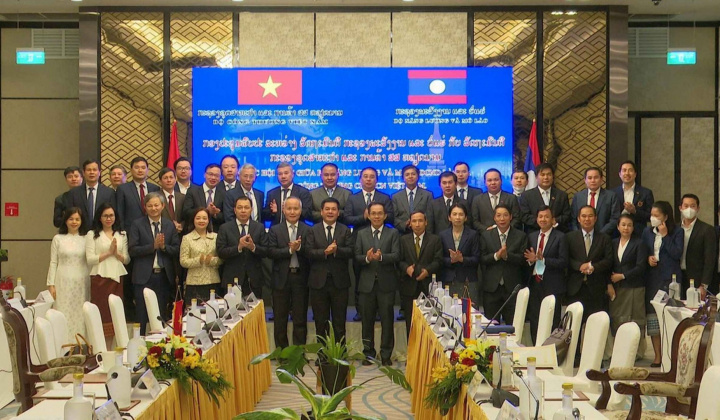 Thúc đẩy hợp tác đầu tư Việt - Lào trong lĩnh vực điện và khoáng sản