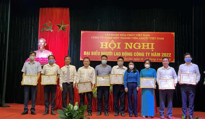 Công ty Apatit Việt Nam: Điểm sáng trong sản xuất kinh doanh và chăm lo đời sống người lao động