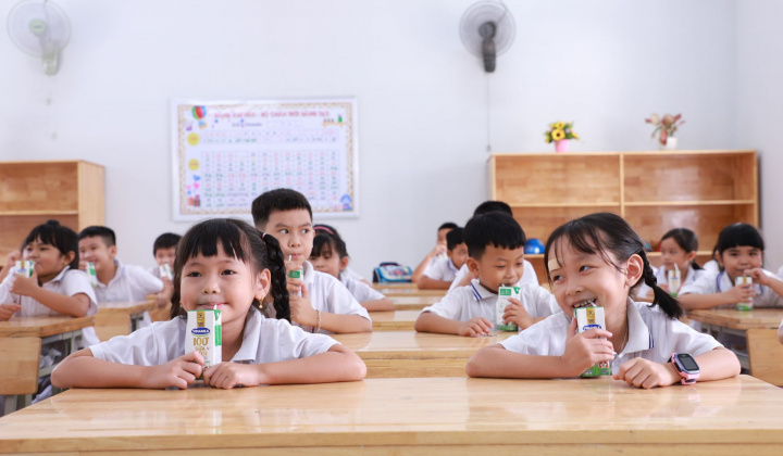 EVNGENCO3: Tài trợ 01 tỷ đồng “sữa học đường” cho học sinh Tiểu học