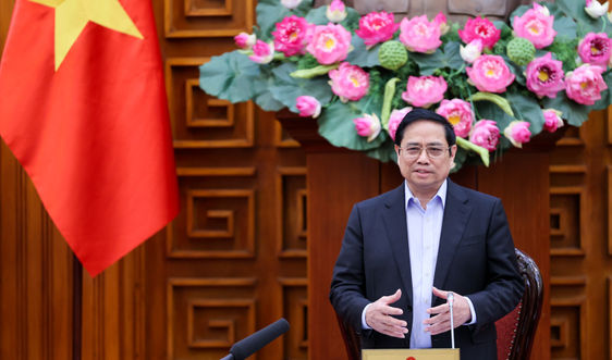 Bảo đảm cân đối lớn về năng lượng, cung ứng đủ điện trong ngắn hạn và dài hạn