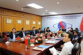 Giải pháp tăng cường khả năng quản lý hoạt động khoa học của Viện Hàn lâm Khoa học và Công nghệ Việt Nam đến năm 2025:  Từ kinh nghiệm giai đoạn 2015-2019