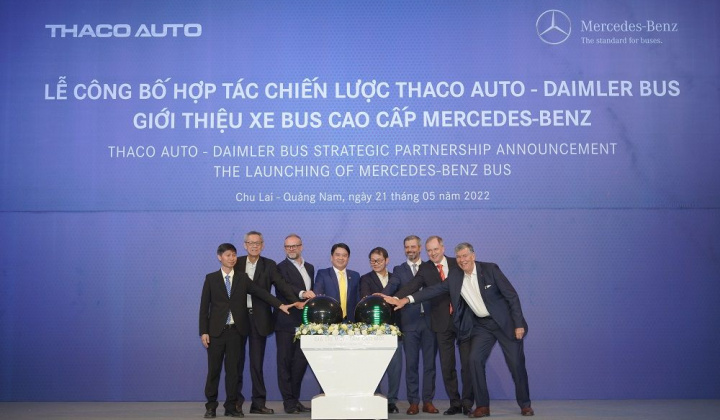 Thaco Auto hợp tác cùng Daimler Bus, ra mắt xe bus Mercedes-Benz
