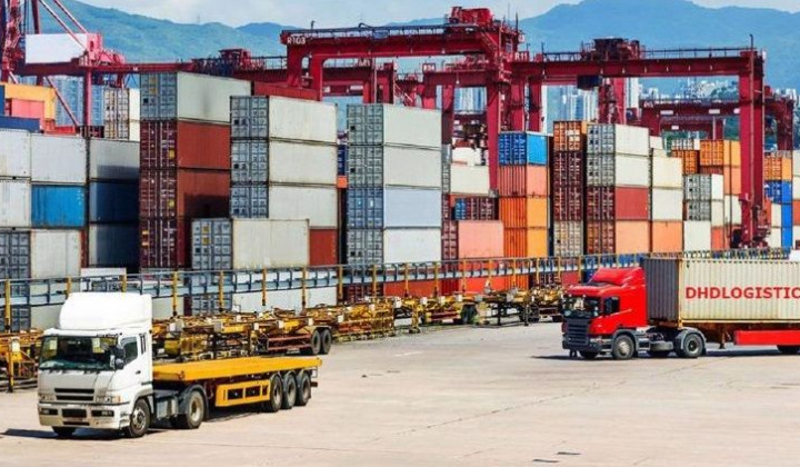 5 tháng đầu năm, xuất khẩu tăng cao hơn nhập khẩu