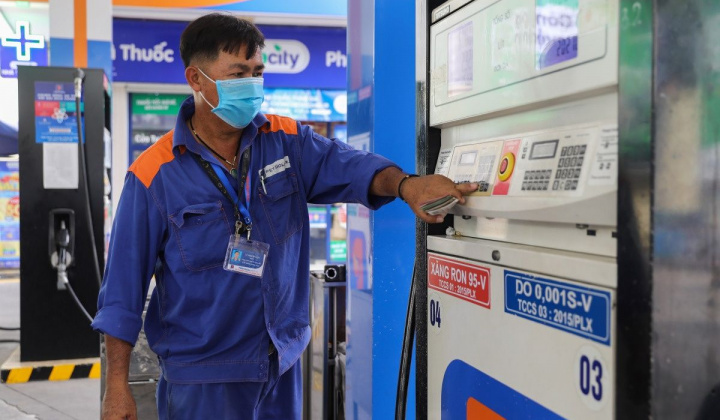 Bộ Công Thương tăng cường theo dõi, bảo đảm cung cầu mặt hàng xăng dầu