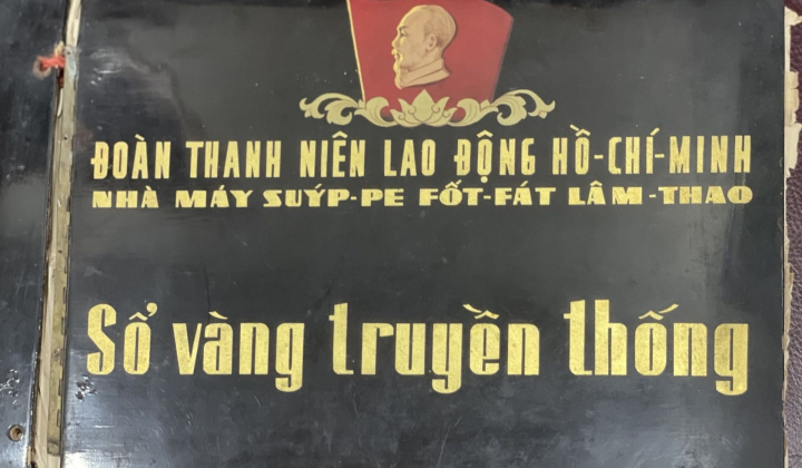 Xúc động những bức tâm thư trong cuốn sổ Vàng truyền thống Supe Lâm Thao
