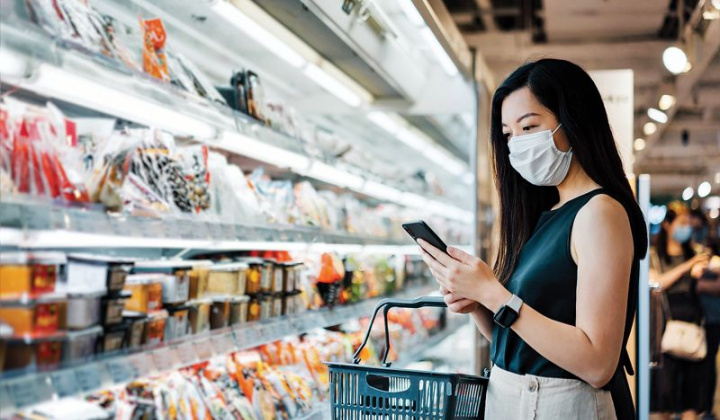 Giải pháp phát triển thương mại, dịch vụ cho các siêu thị bán lẻ: Trường hợp nghiên cứu tại siêu thị Co.opmart TP. Hồ Chí Minh