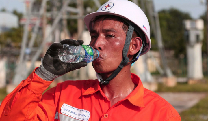 Câu chuyện về Tuyến