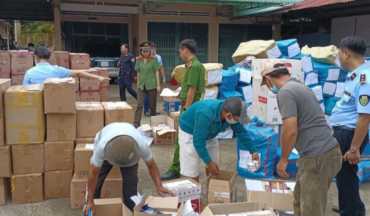 Gia Lai: 6 tháng khởi tố 13 vụ buôn lậu, gian lận thương mại và hàng giả