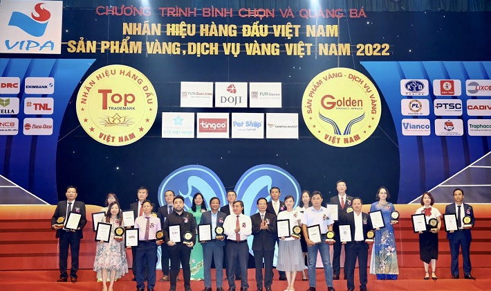 BRGMart được vinh danh TOP 20 “Nhãn hiệu hàng đầu Việt Nam”