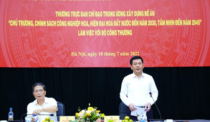 Thực hiện công nghiệp hóa, hiện đại hóa cần ưu tiên phát triển các ngành công nghiệp nền tảng