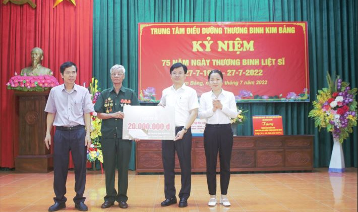Xi măng VICEM Bút Sơn: Tiếp nối đạo lý “Uống nước nhớ nguồn”