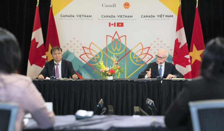 Việt Nam – Canada đẩy mạnh hợp tác kinh tế thương mại, đầu tư
