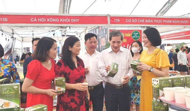 Hà Nội đẩy mạnh thực hiện Cuộc vận động “Người Việt Nam ưu tiên dùng hàng Việt Nam''