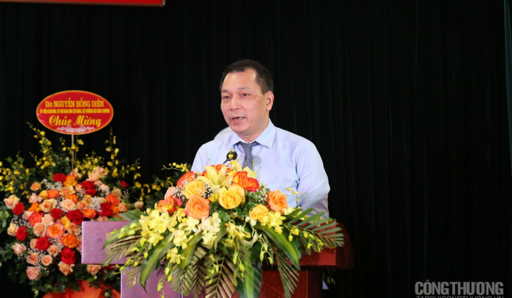 Tuổi trẻ Bộ Công Thương: Cống hiến sức trẻ xây dựng và bảo vệ Tổ quốc