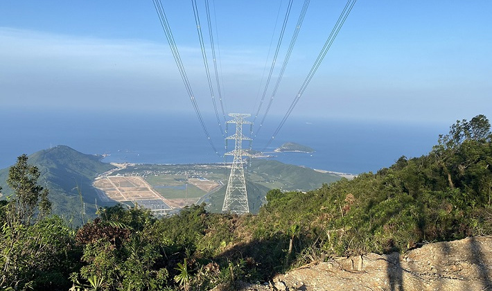 Hoàn thành đóng điện đường dây 500 kV mạch 3 Vũng Áng - Quảng Trạch