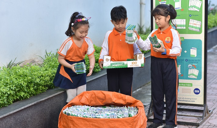 Tetra Pak hợp tác thí điểm mô hình thu mua vỏ hộp giấy đựng đồ uống trong cộng đồng