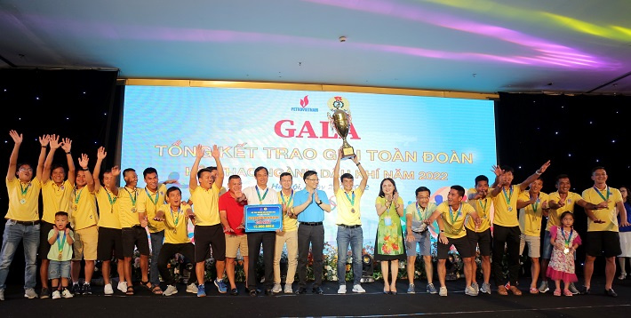 Chặng đường 12 năm để ghi dấu ấn lịch sử: “PV GAS - Nhà vô địch 2022”