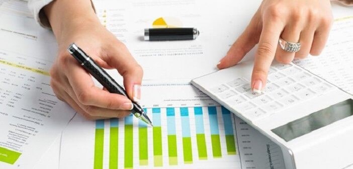 Các nhân tố ảnh hưởng đến vận dụng kế toán quản trị tại các doanh nghiệp sản xuất trên địa bàn thành phố Hồ Chí Minh