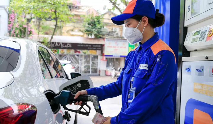 Báo cáo Thủ tướng về phương án thuế giá trị gia tăng và thuế tiêu thụ đặc biệt đối với xăng dầu