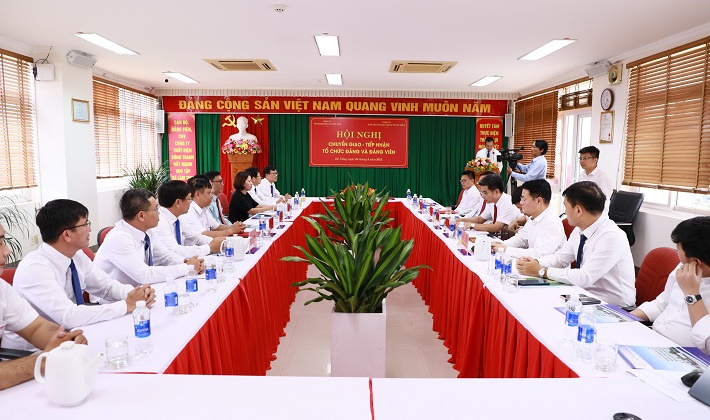 Đảng bộ Công ty Thủy điện Sông Tranh được chuyển giao về trực thuộc Đảng bộ Tổng công ty Phát điện 1