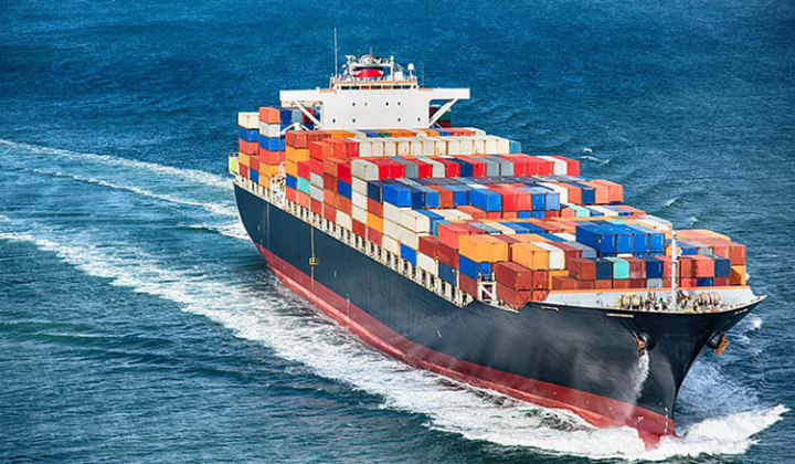 Nghĩa vụ trả hàng đúng thời hạn của người vận chuyển trong hợp đồng vận chuyển hàng hóa bằng đường biển