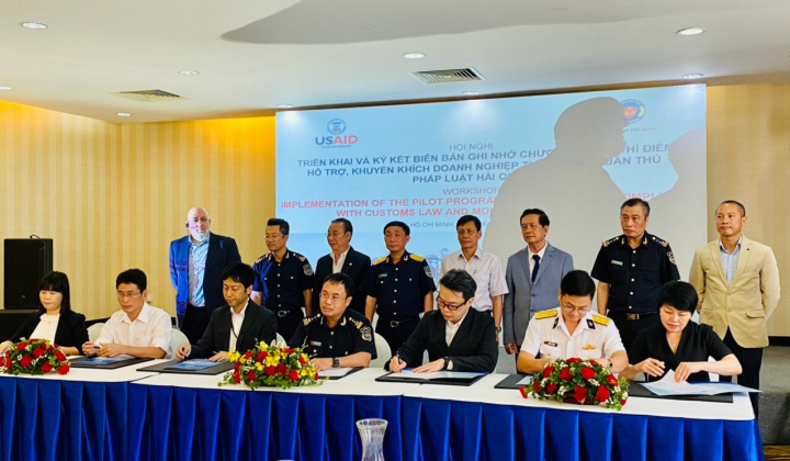 Doanh nghiệp tự nguyện tuân thủ pháp luật Hải quan